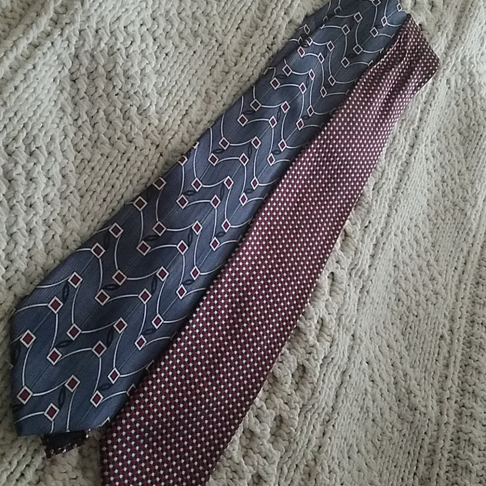 2 ties. - Picture 7 of 8